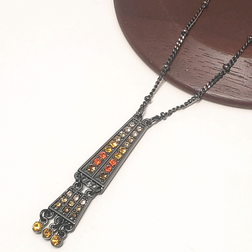 Unique Elle Crystal Statement Necklace 12$